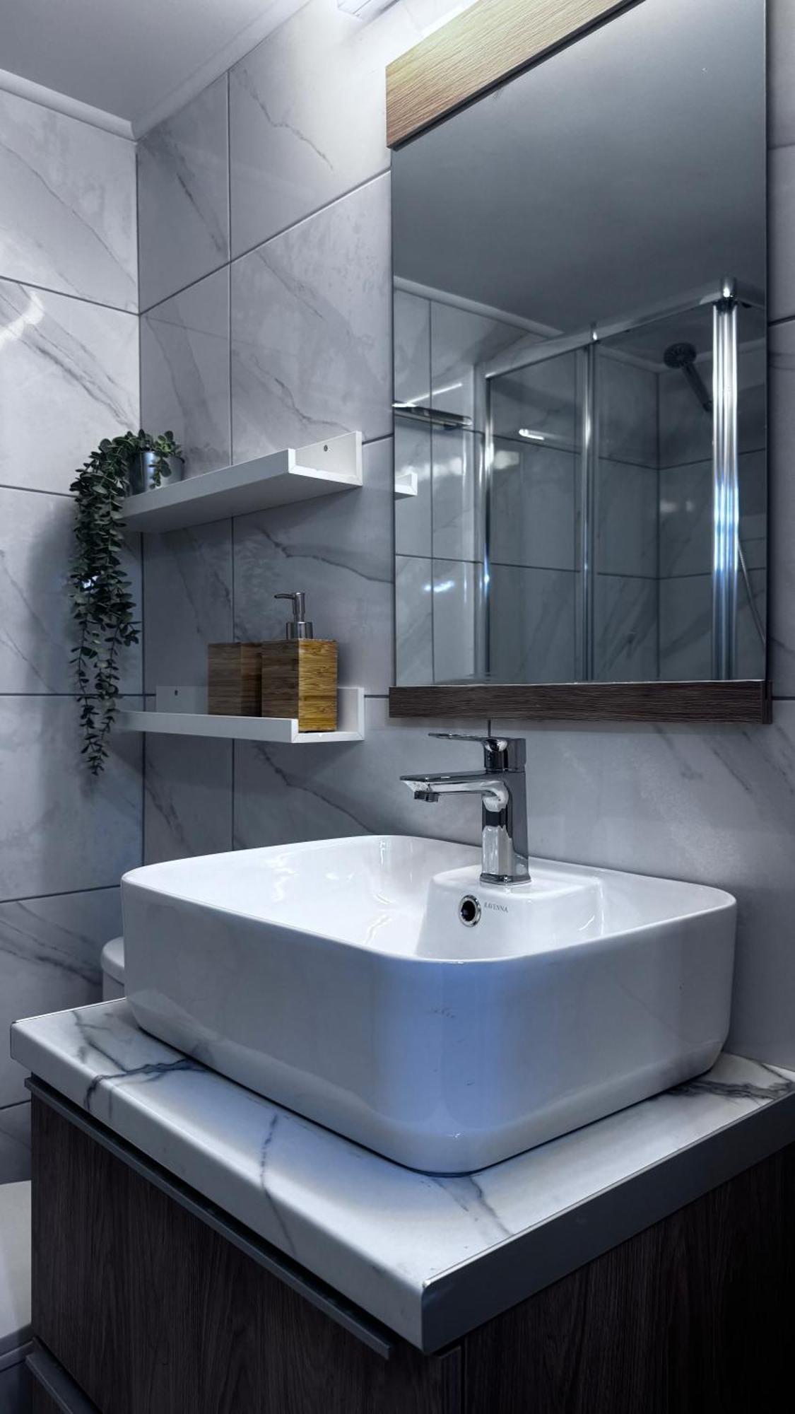 Urban Breeze Aparment 1 Atenas Exterior foto
