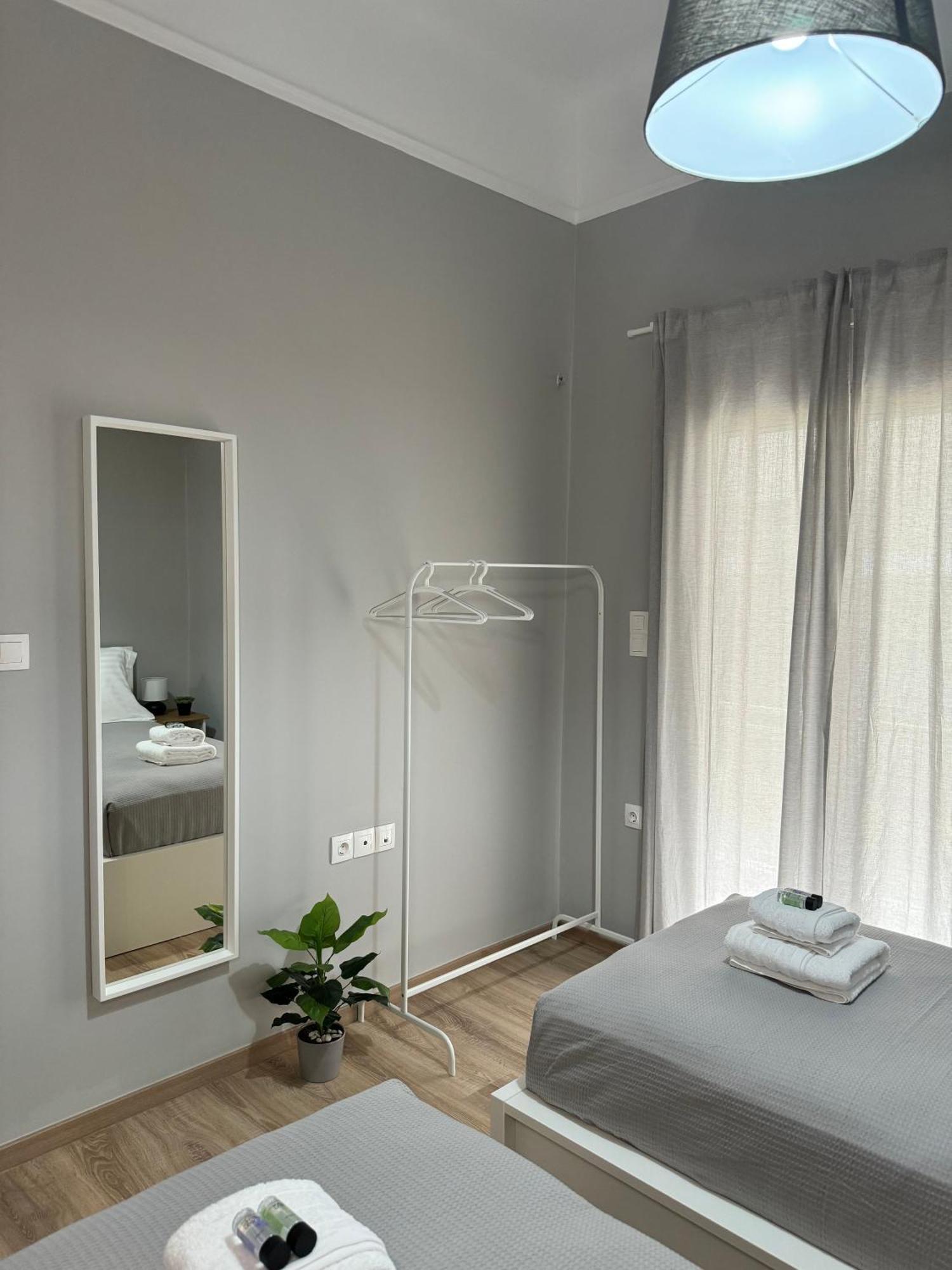 Urban Breeze Aparment 1 Atenas Exterior foto
